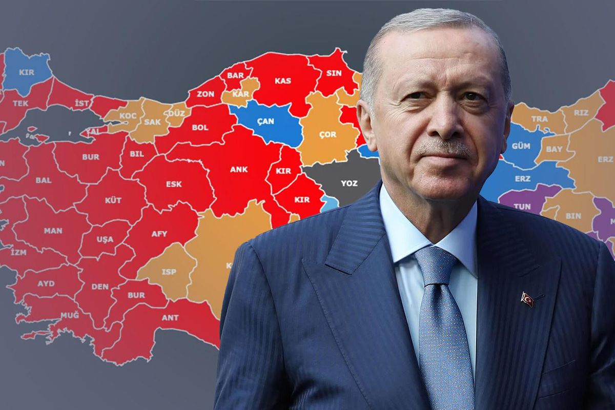Erdoğan'ın masasındaki son anket! Mustafa Şen AK Parti'nin oy oranını açıkladı