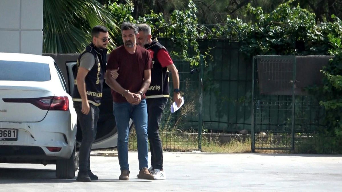 Antalya adliyesinde görülen cinayet davası
