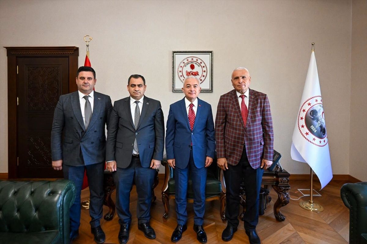 Kırklareli Valisi Turan'a ziyaretler sürüyor