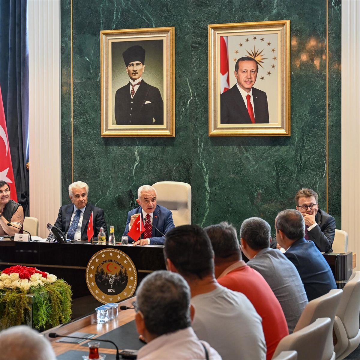 Kırklareli Valisi Turan, vatandaşlarla bir araya geldi