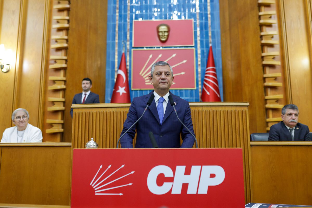 Özgür Özel: 'Saray darbesiyle parti fiilen kapanmıştır'