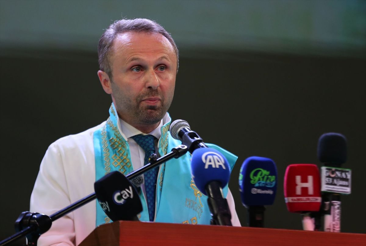 RTEÜ'de 2025-2026 Mezuniyet Töreni Coşkusu
