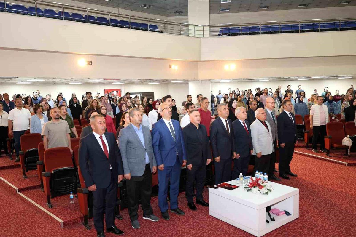 ''Rehber öğretmenlerin ve psikolojik danışmanların katkıları kıymetli''