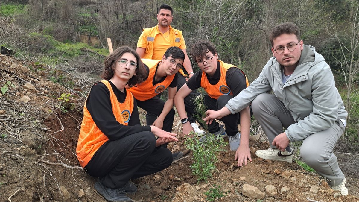 Sakarya'da liseliler insan, doğa ve canlılara dokunan Osmanlı vakıf geleneğini yaşatıyor