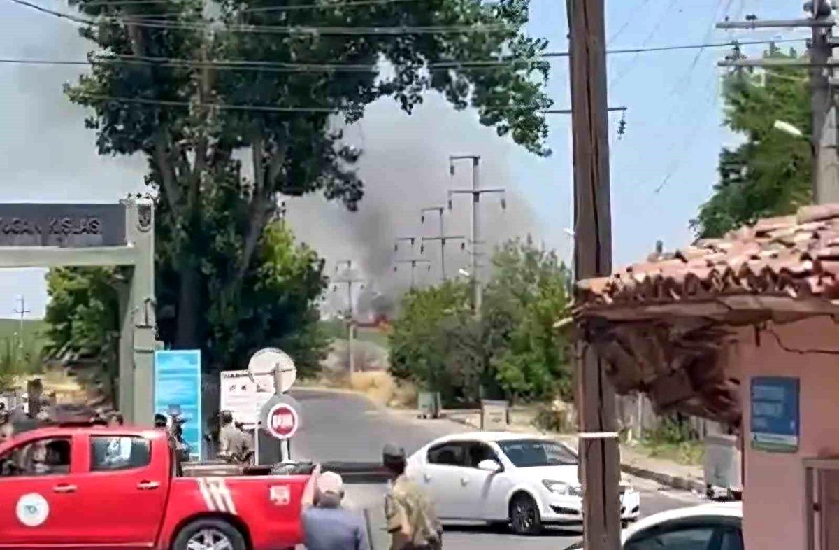 Tekirdağ'da ot yangını paniğe neden oldu