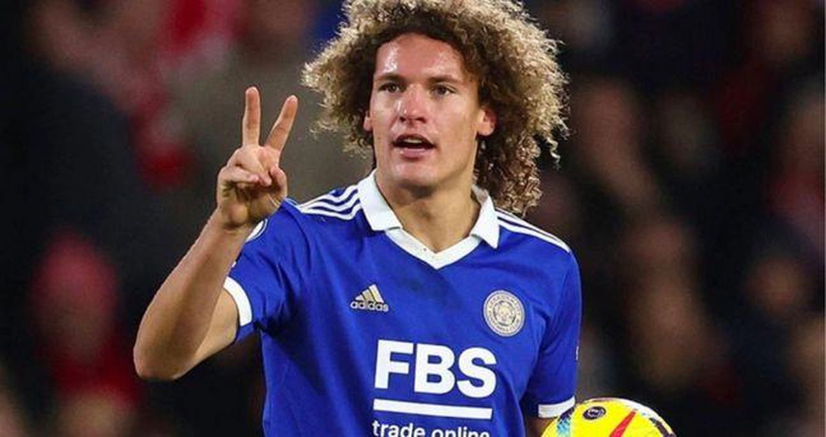 Wout Faes, Fenerbahçe'nin transfer gündeminde yer alan Belçikalı savunma oyuncusu.
