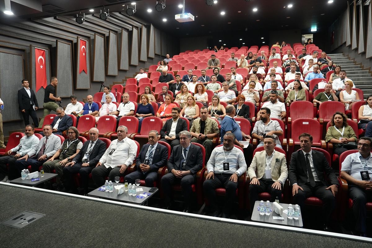 Yalova'da 'Peyzaj ve Süs Bitkilerinde Yeni Nesil Vizyon Forumu 2050' düzenlendi