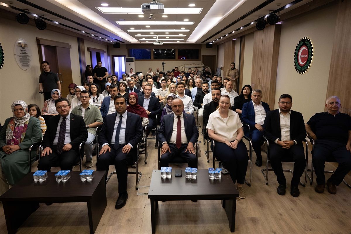 '9. Ulusal Gençlik Farkında Proje Yarışması Ödül Töreni' düzenlendi