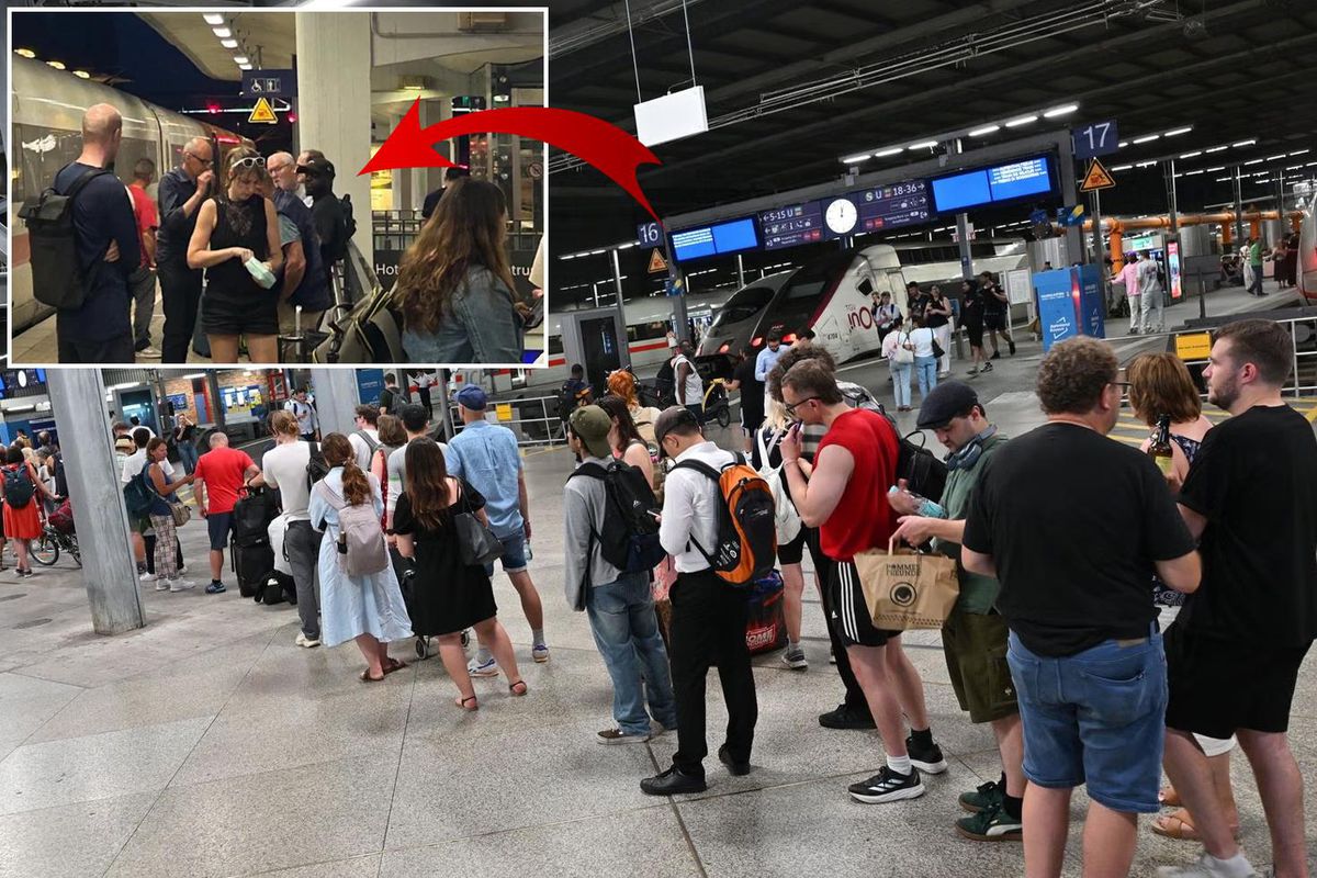 Almanya'da telsiz arızası nedeniyle ülke genelinde tren seferleri durduruldu