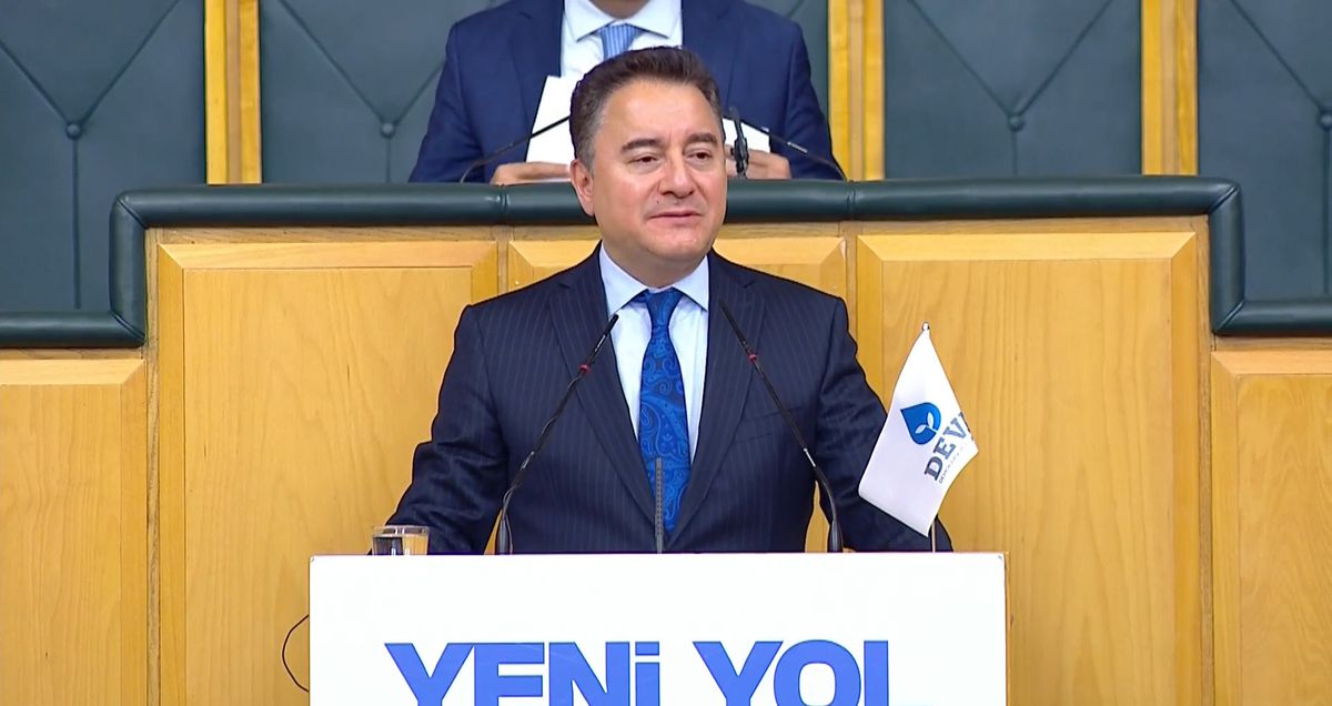 Babacan: Türkiye yeni bir hikaye yazabilir, yeter ki merkezinde adalet olsun