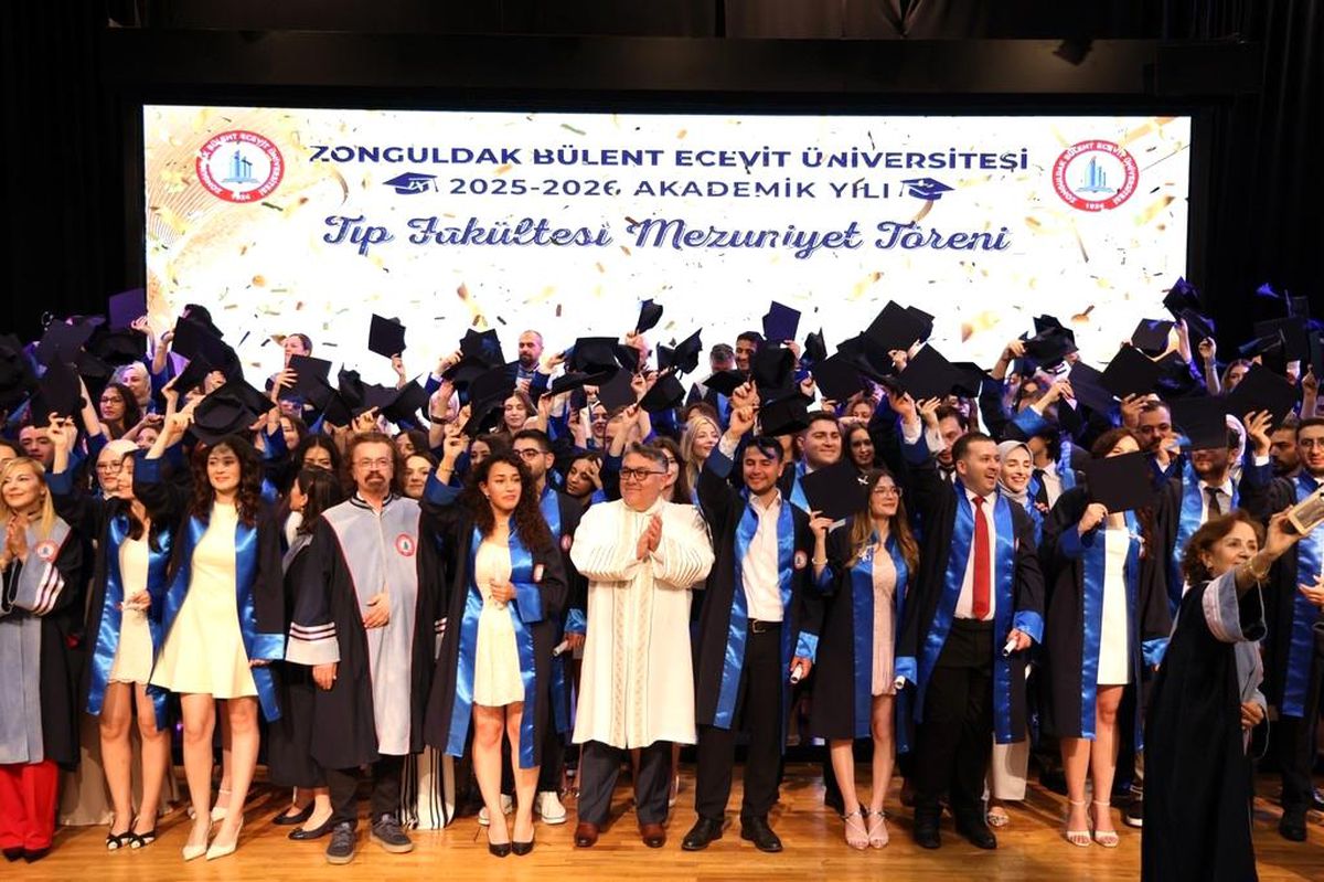 Zonguldak Bülent Ecevit Üniversitesi Tıp Fakültesi mezuniyet töreni