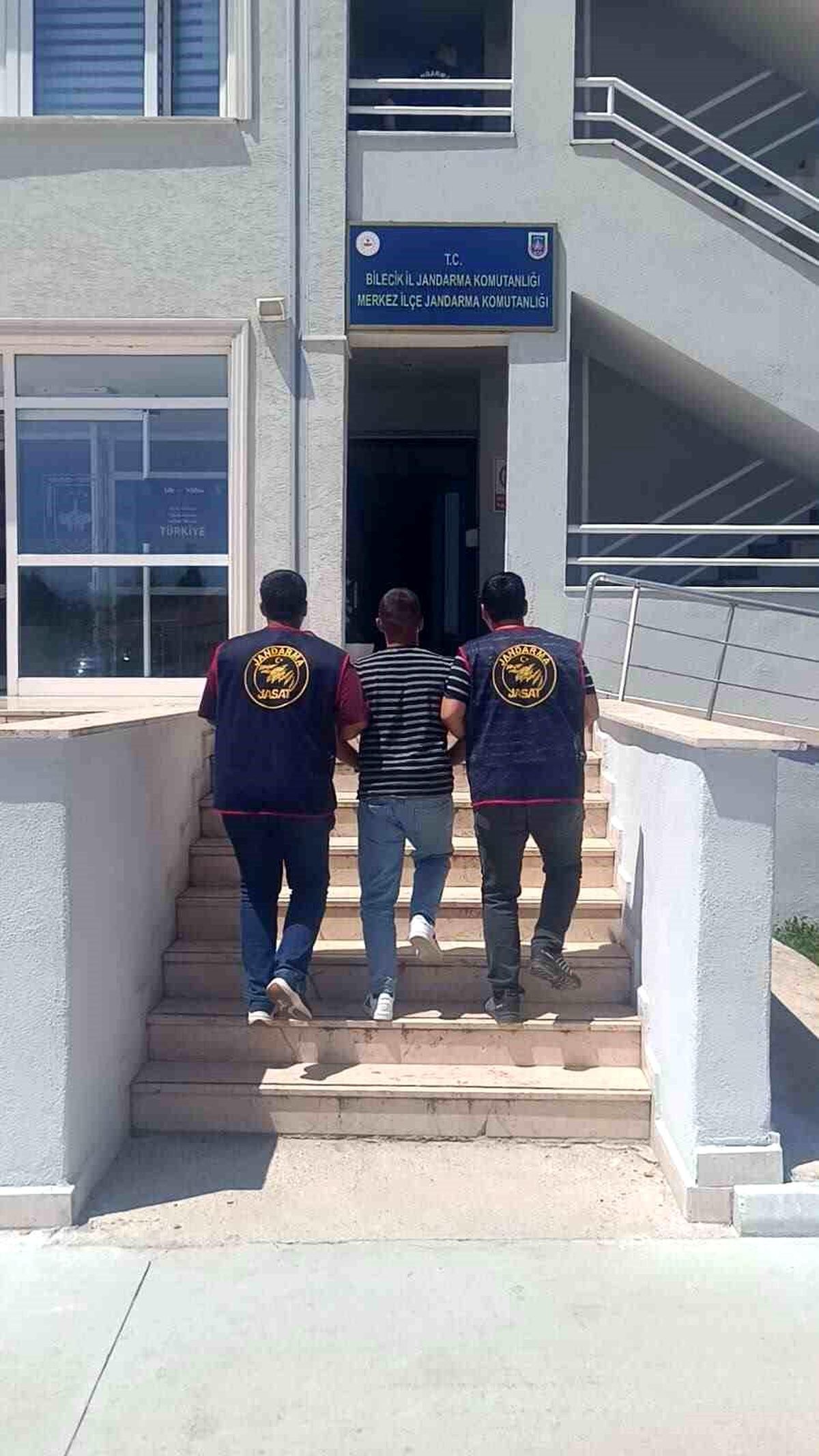 Bilecik'te yaralama suçundan aranan şahıs yakalandı