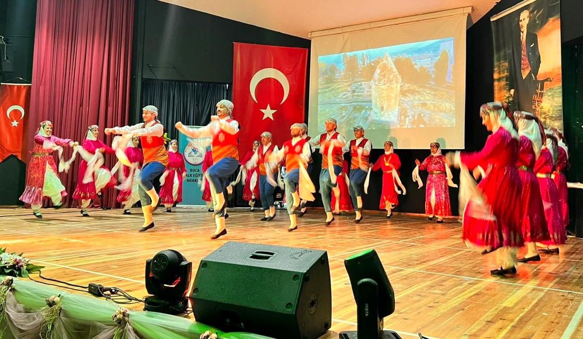 Buca Halk Eğitim Merkezi'nden 'Anadolu'nun Seyir Defteri' galası