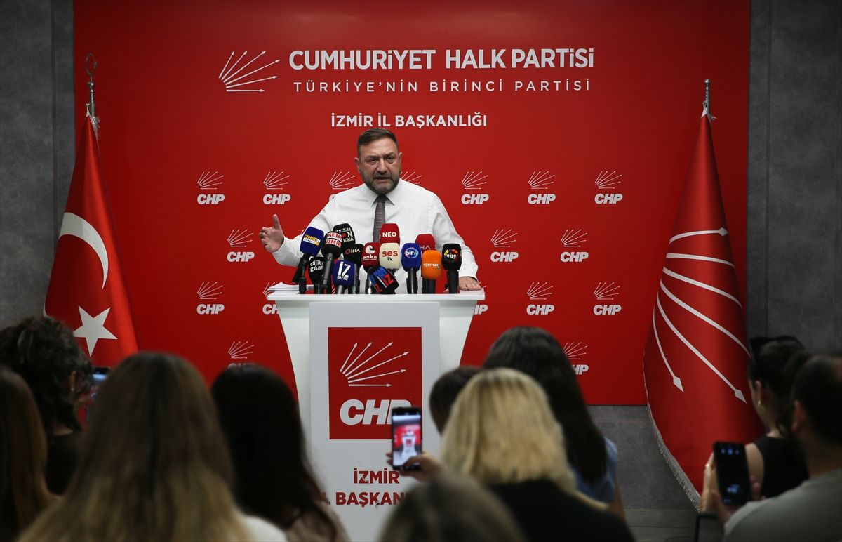 CHP İl Başkanı Gümrükçü basın toplantısı düzenledi