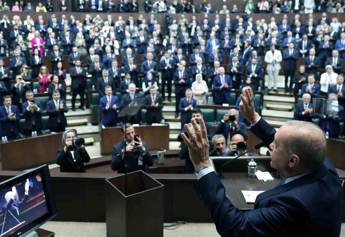 Cumhurbaşkanı Recep Tayyip Erdoğan konuşma yaparken
