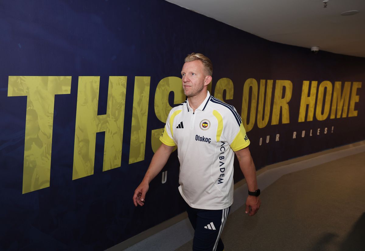 Dirk Kuyt Fenerbahçe teknik ekibinde