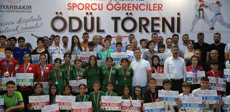 Diyarbakır'da 63 sporcu öğrenci ödüllendirildi