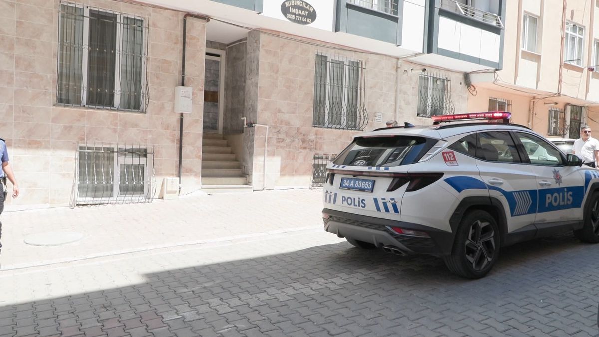 Esenyurt'ta silahlı saldırı sonrası olay yeri.
