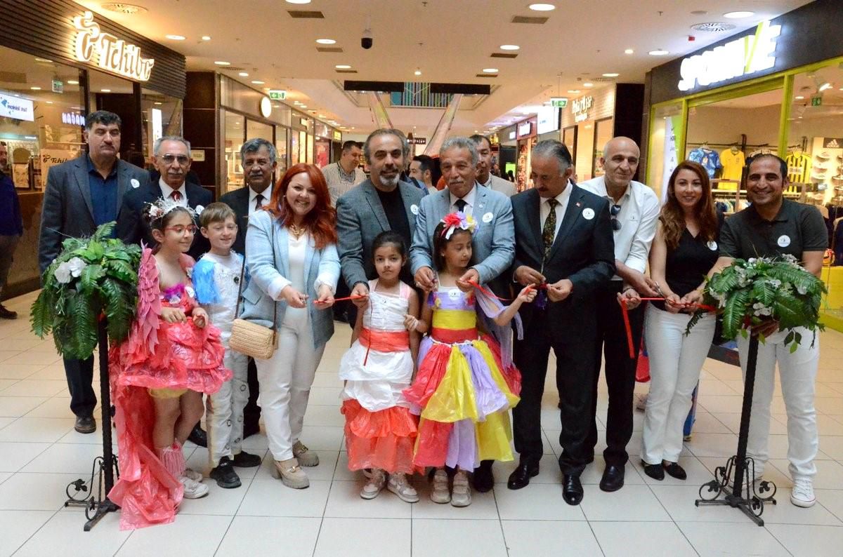 Eskişehir'de ''Etwinning İyi Örnekler Sergisi'' kapılarını açtı
