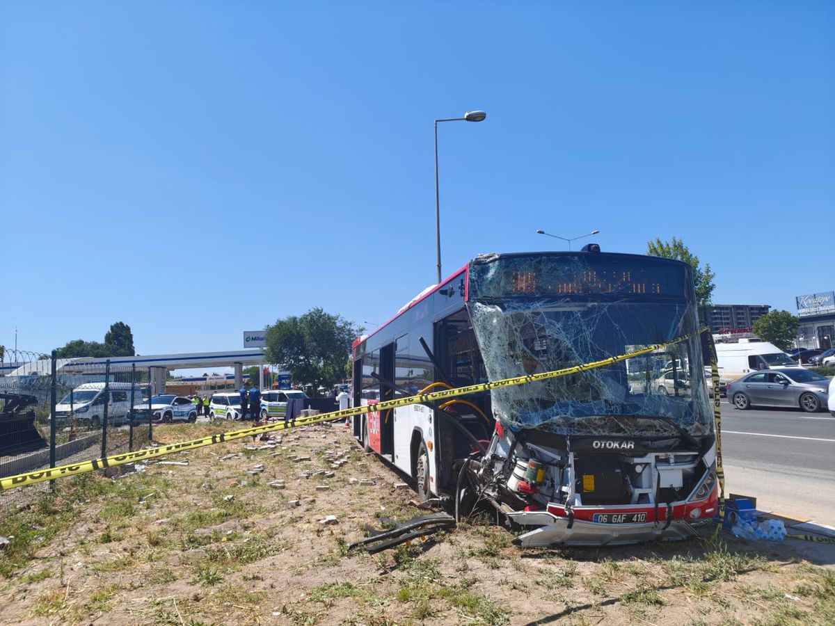 Hastaneden birliğine dönerken kazada öldü