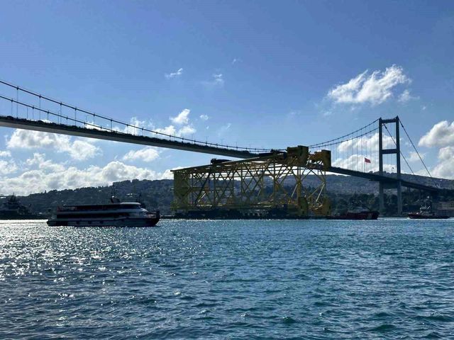 istanbul bogazi ndan 350 metrelik sondaj plat 2 19982694 o
