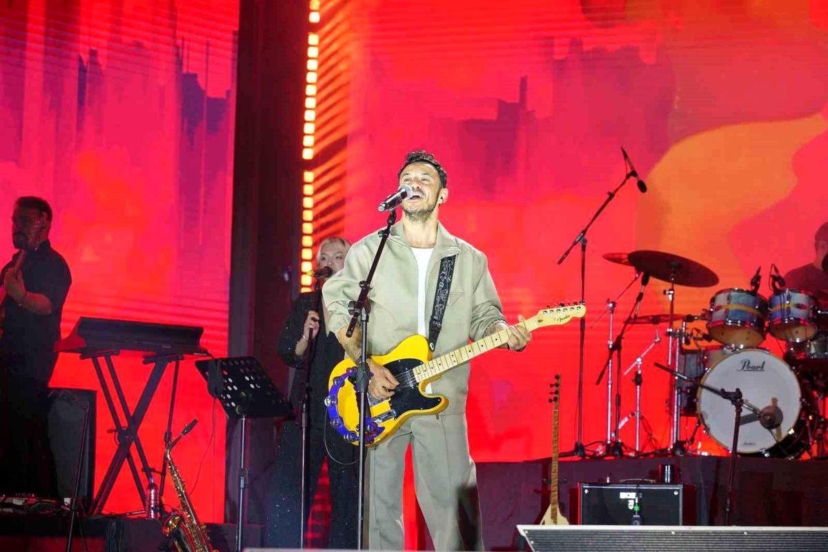 Kültür Yolu Festivali: Buray konserinde kavga