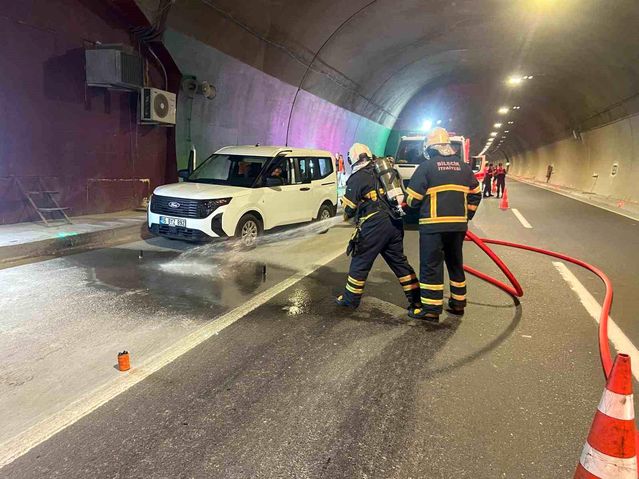 Osmangazi tünelinde yangına müdahale ve kurtarma operasyonu