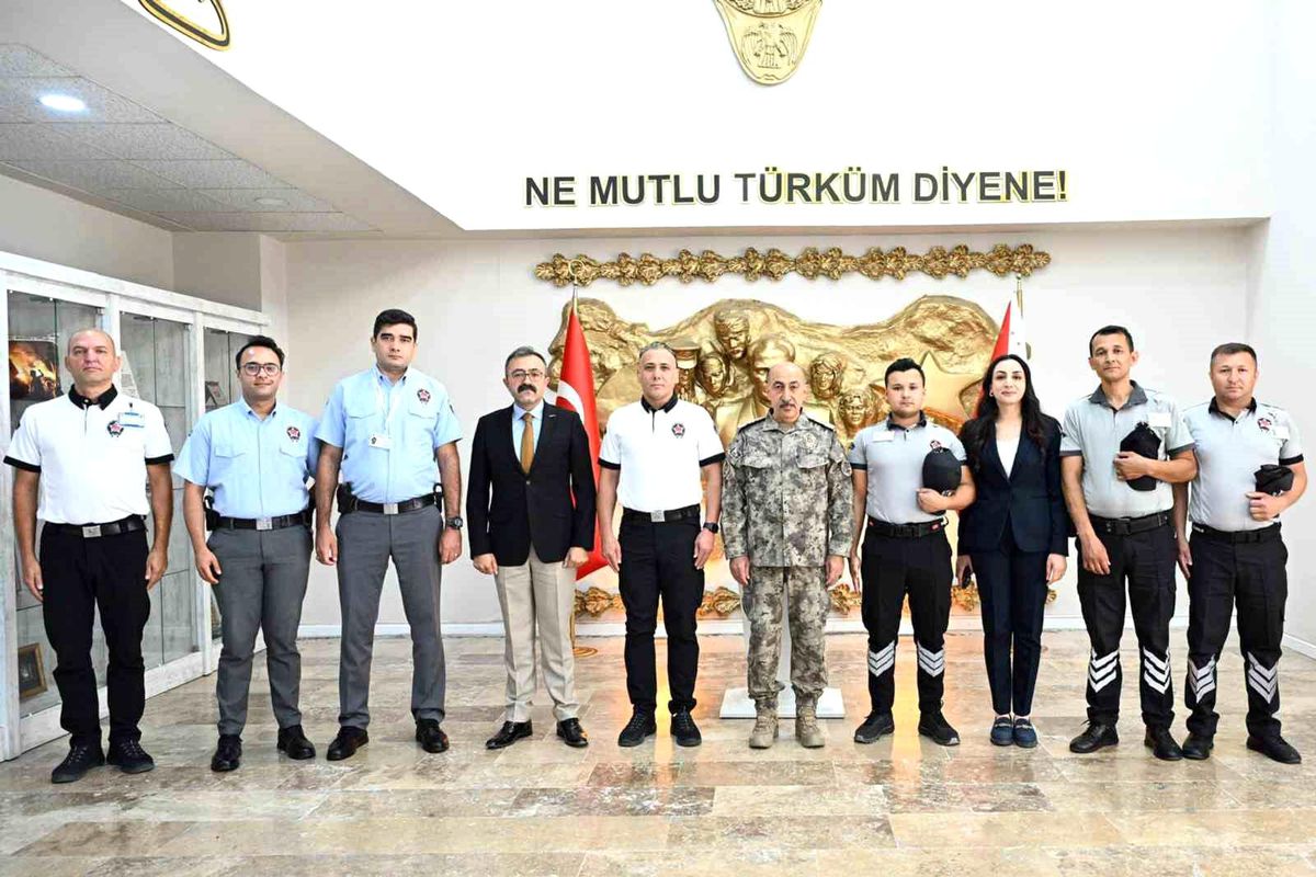 Özel Güvenlikçilerden İl Emniyet Müdürü Karadeniz'i ziyaret