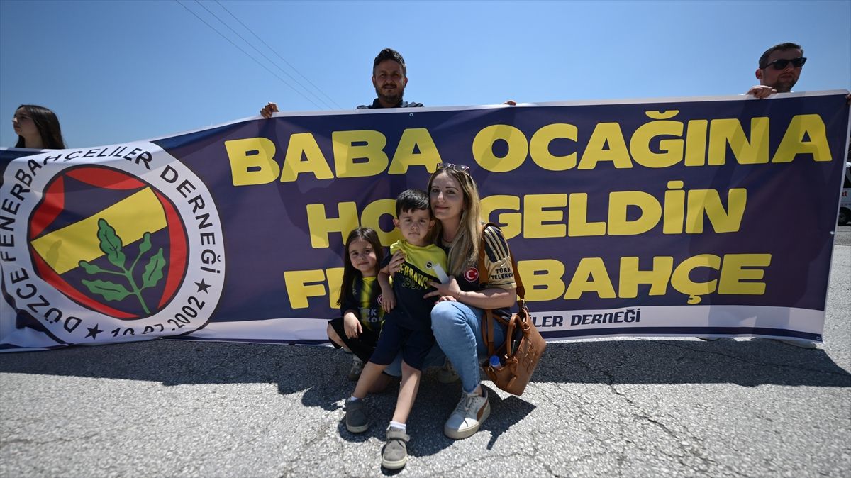 Fenerbahçe Düzce'de kampa girdi