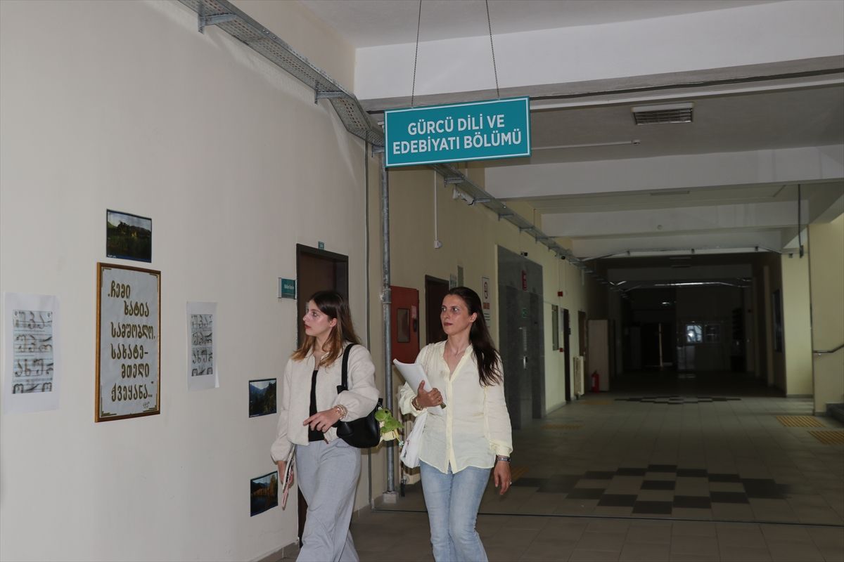48 yaşında üçüncü üniversite birinciliği