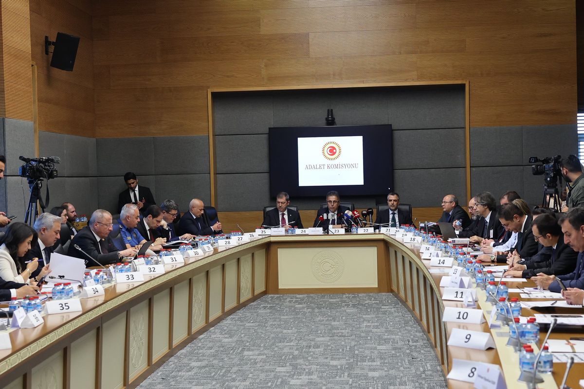 TBMM Adalet Komisyonu'nda 12. Yargı Paketi Kabul Edildi
