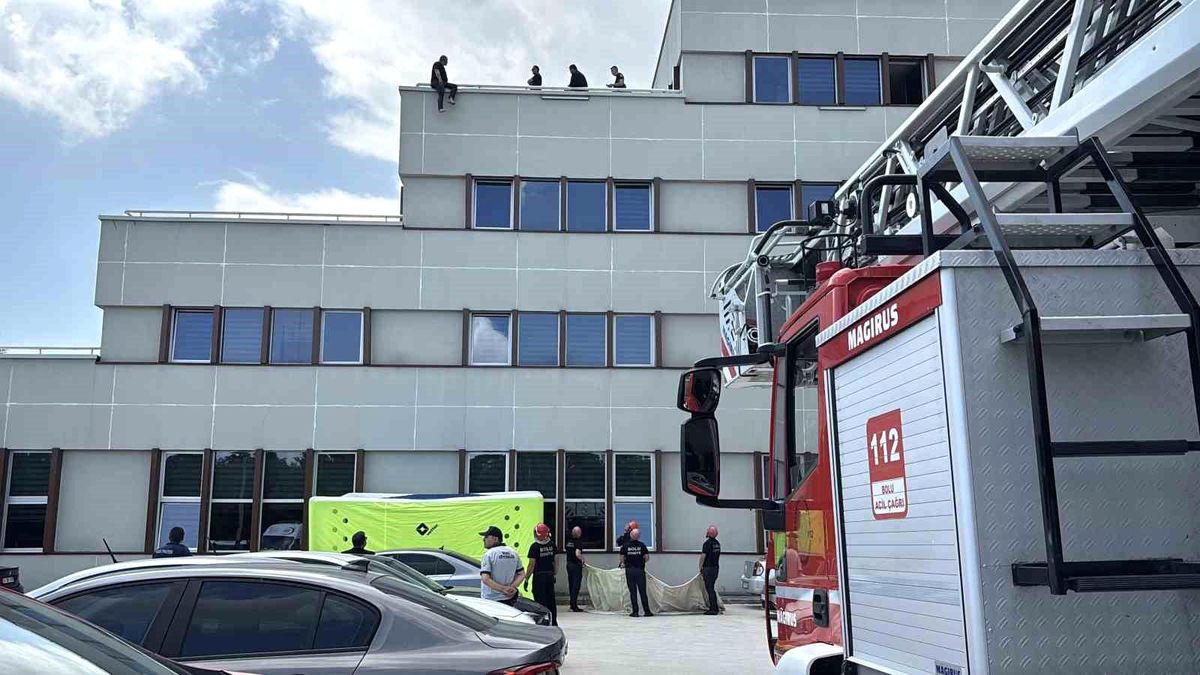 Bolu'da 2 milyon liralık salep cezasına isyan edip çatıya çıktı