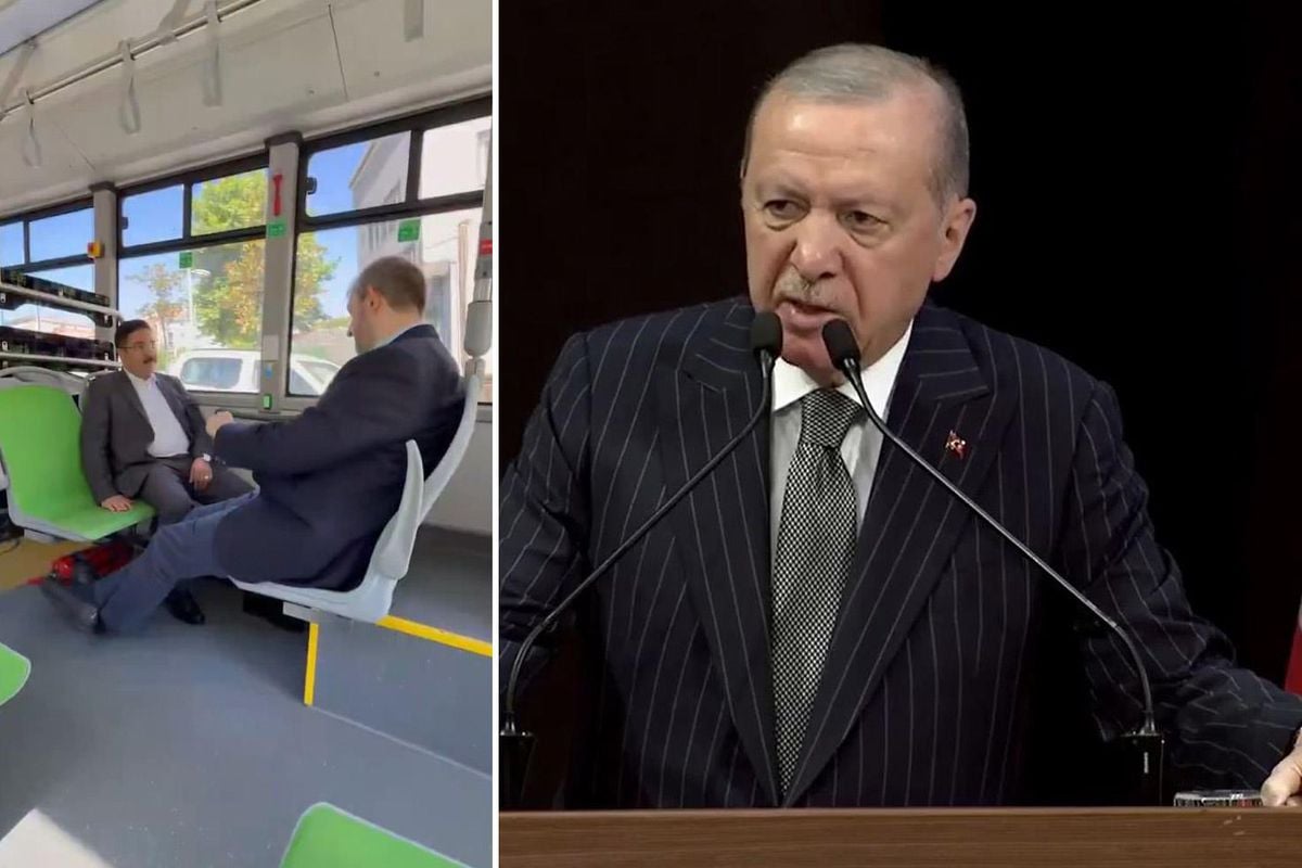 Cumhurbaşkanı Recep Tayyip Erdoğan kürsüde konuşma yaparken