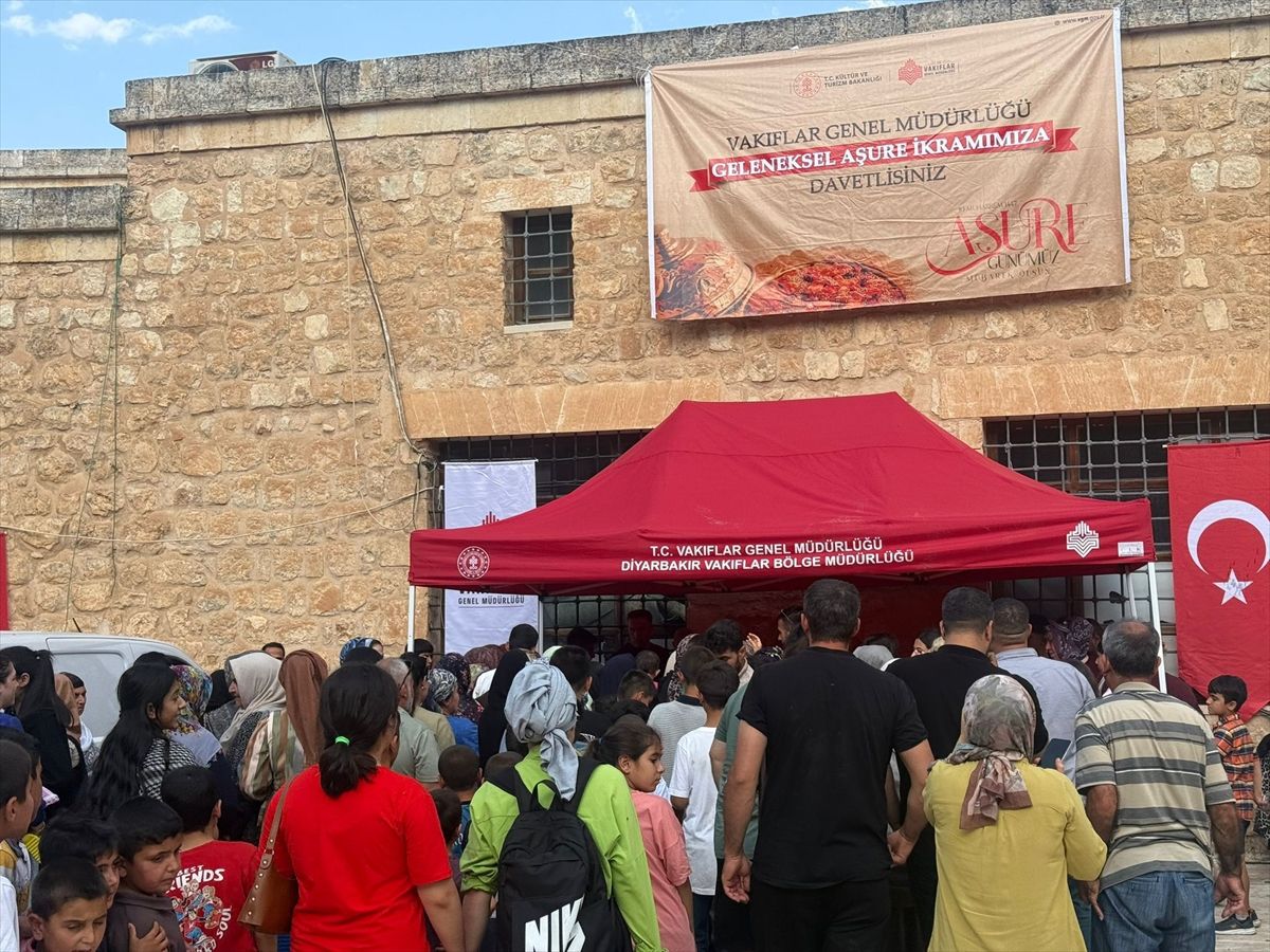 Diyarbakır, Bingöl, Batman ve Mardin'de 16 bin 300 kişiye aşure ikram edilecek