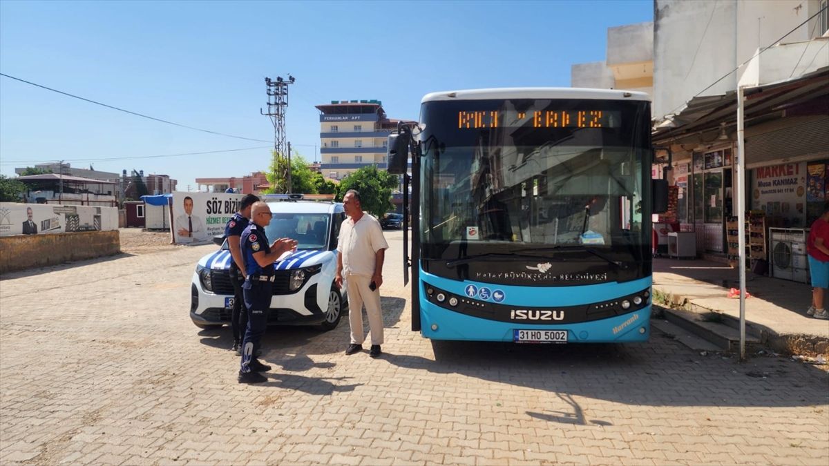 Hatay'da engelli kişiye yardımcı olmayan halk otobüsü şoförü görevinden uzaklaştırıldı