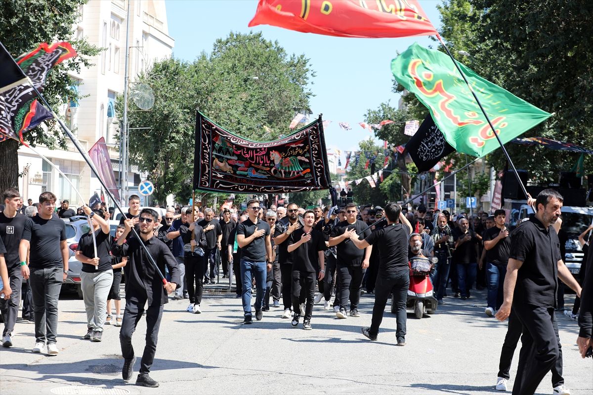 Iğdır’da Kerbela Şehitleri Anıldı