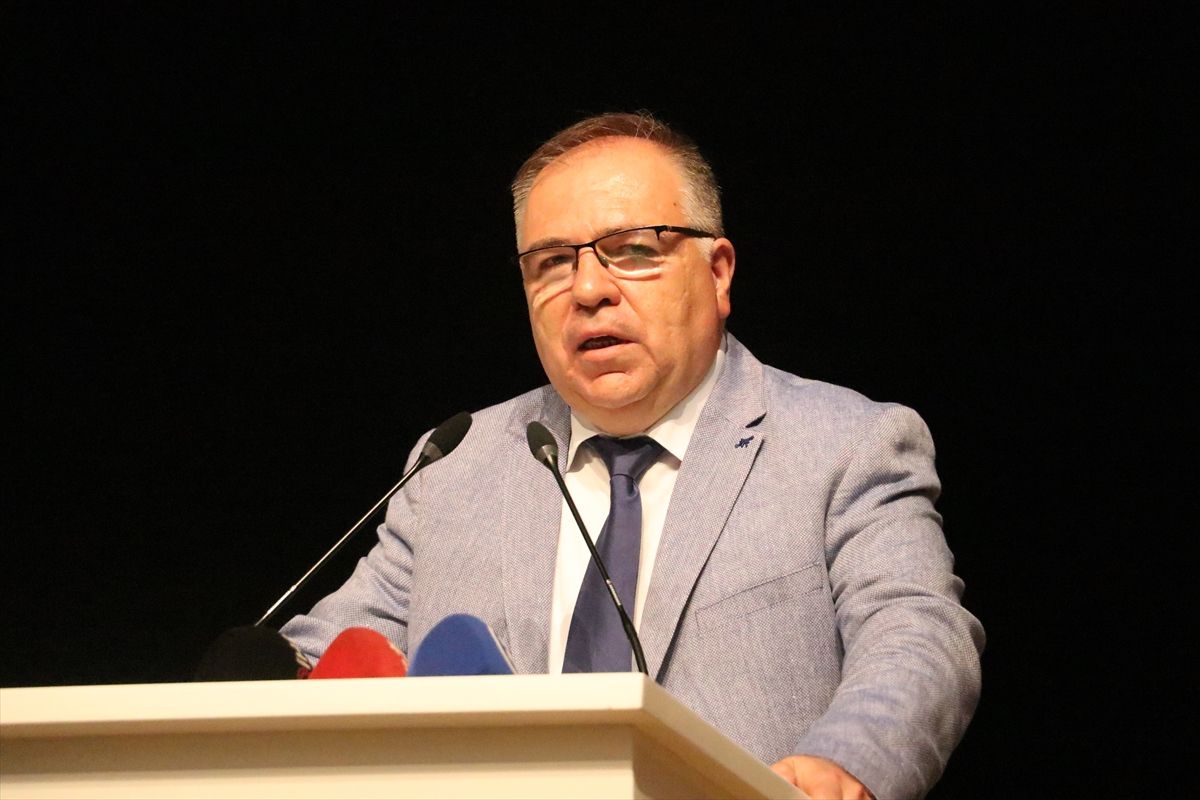 Kayseri'de Eğitimin En'leri Ödüllendirildi