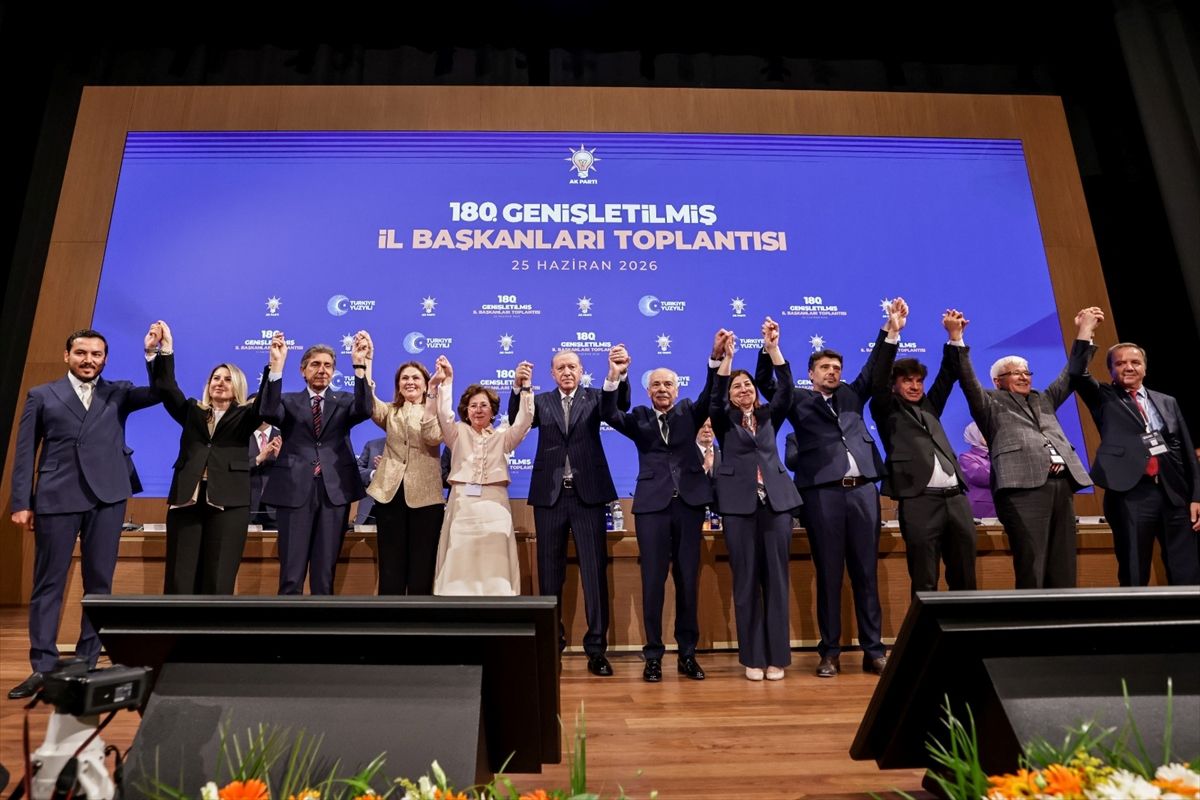 Keşan Belediye Başkanı AK Parti'ye katıldı