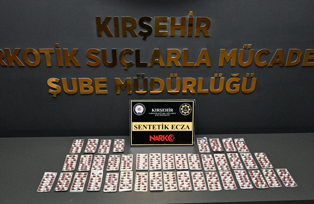Kırşehir'de uyuşturucu operasyonunda 3 zanlı tutuklandı