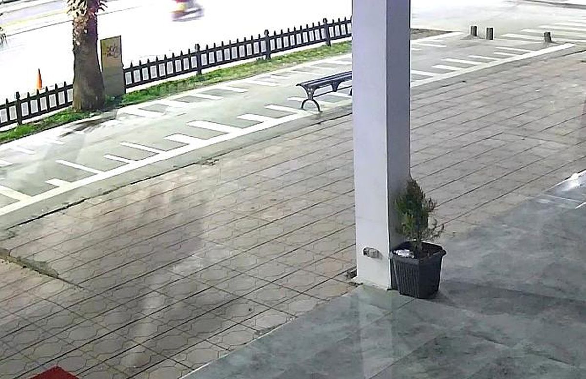 Kahramanmaraş'ta nişanlı çiftin ölümüne neden olan trafik kazasının güvenlik kamerası görüntüsü