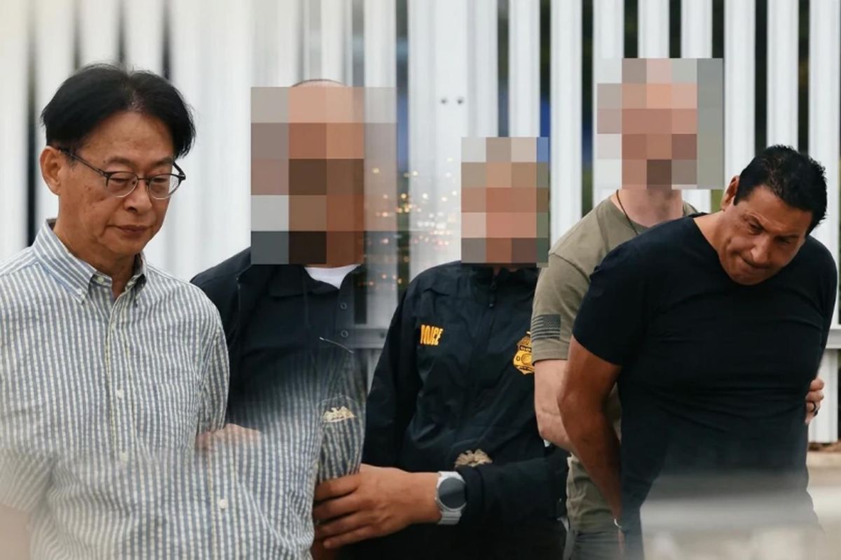 FBI'ın ABD'deki sağlık yolsuzluğu operasyonunda ele geçirilen lüks otomobiller.