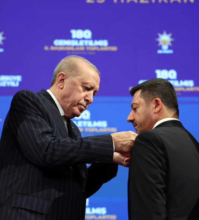rozetlerini erdogan takti uc b 19988491 1251 1 m
