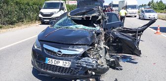 Samsun'da tıra arkadan çarpan otomobilin sürücüsü ağır yaralandı