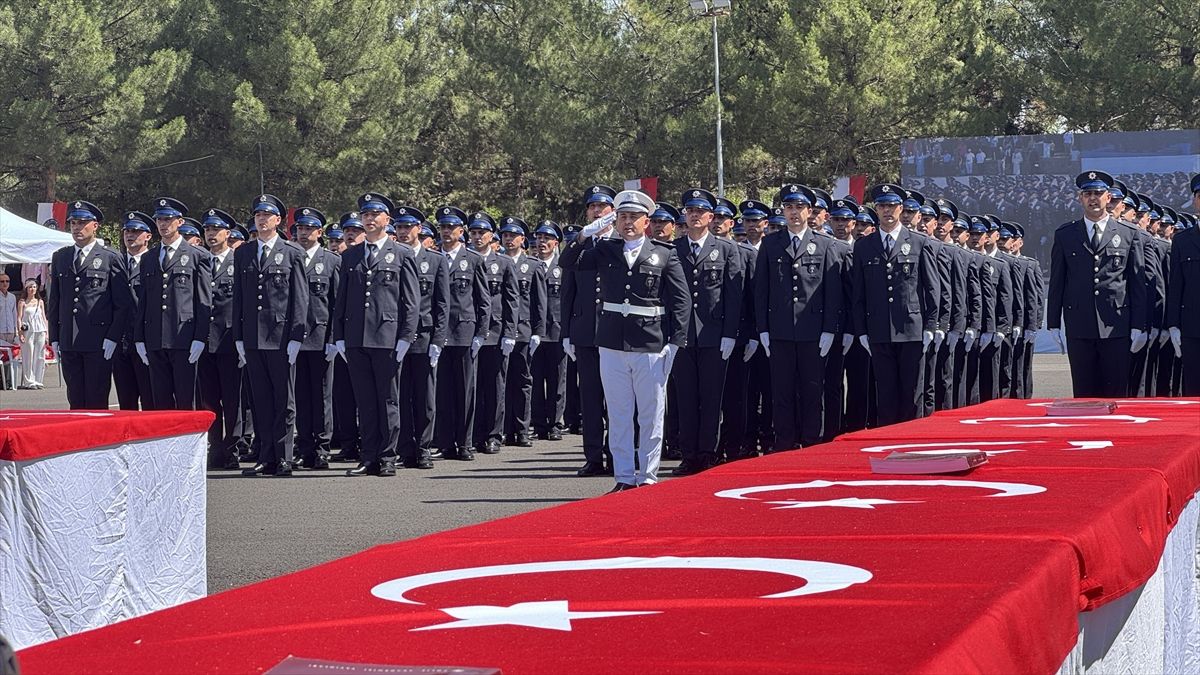 Diyarbakır'da 360 Polis Adayı Yemin Etti