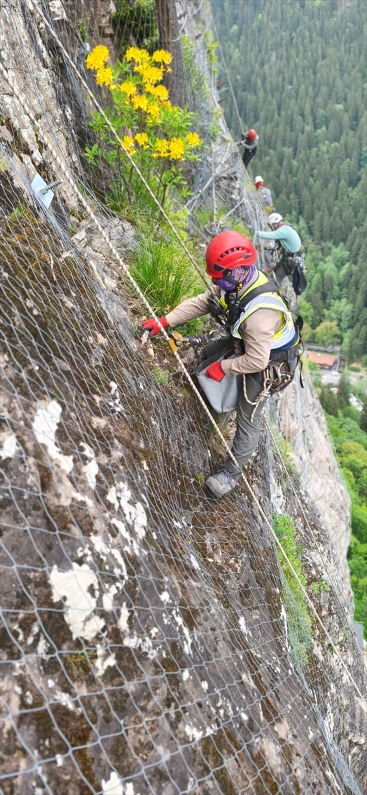 Sümela Manastırı yeniden ziyarete açıldı