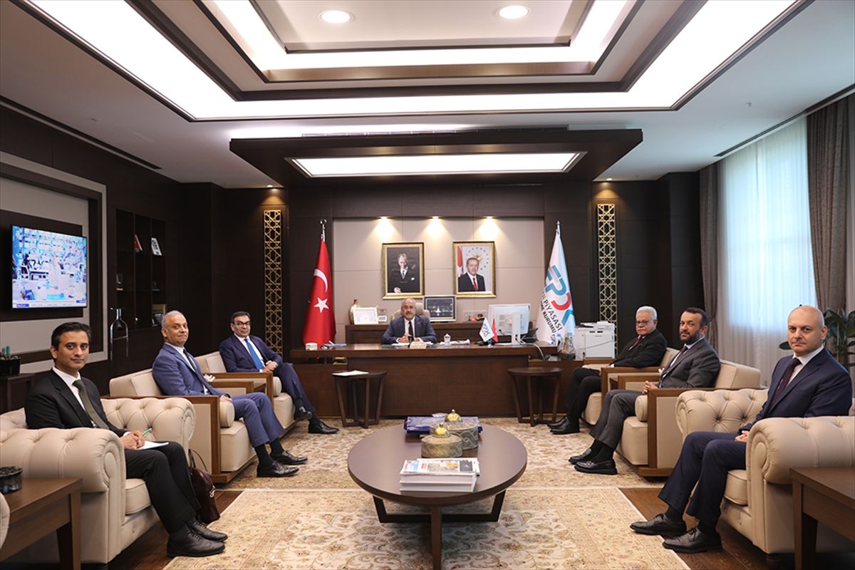 Pakistan heyeti, elektrik reformu konusunda görüşmeler yapmak üzere EPDK'yı ziyaret ediyor.