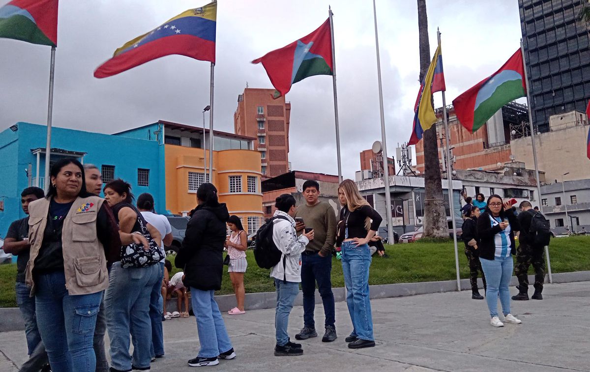 Venezuela'da 7,1 ve 7,5 Büyüklüğünde İki Deprem: En Az 32 Ölü, 700 Yaralı