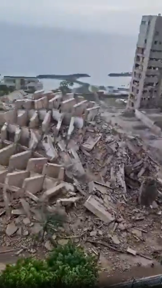 venezueladaki cifte depremde c 19987620 6730 1 m