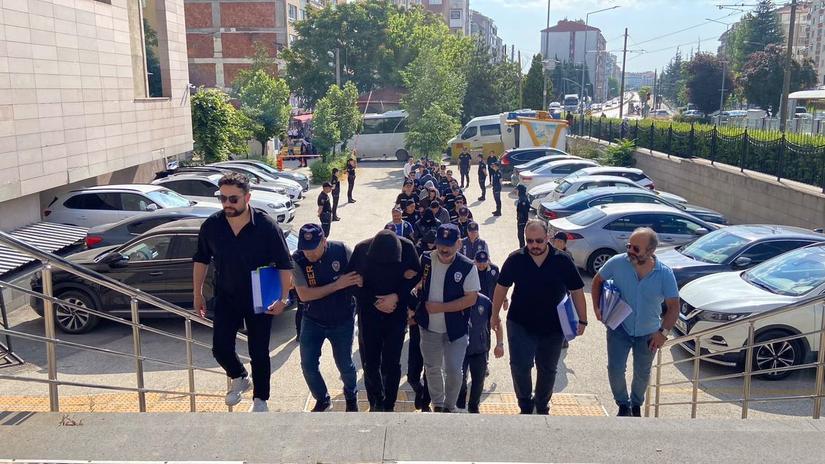 Eskişehir'de yasa dışı bahis operasyonu