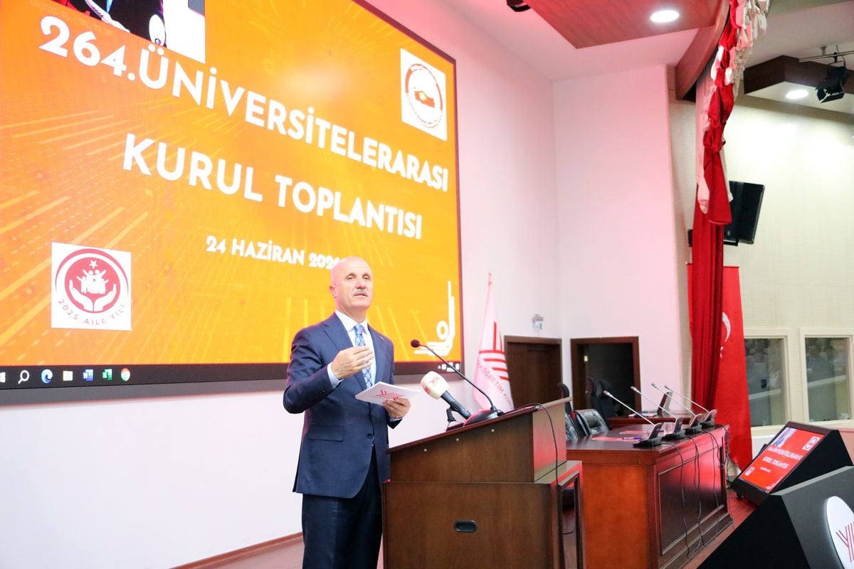YÖK Başkanı Özvar: Yapay zeka ve dijital programlara yeni kontenjanlar oluşturduk